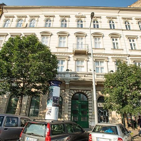 Danube Riverside Designer Apartment In City Center Budapest Exteriör bild