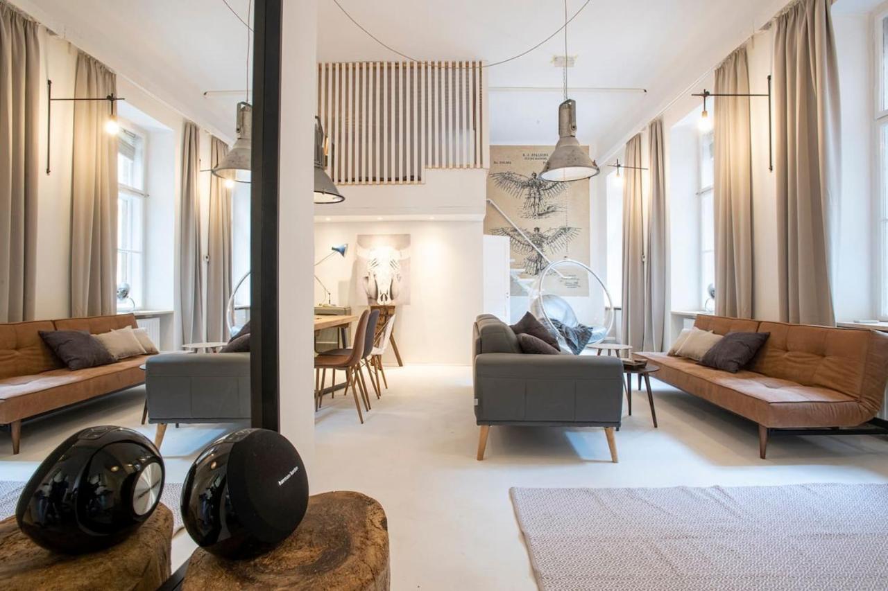 Danube Riverside Designer Apartment In City Center Budapest Exteriör bild
